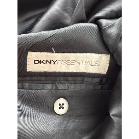 DKNY Size 44L Wool Career Notched Blazer Jacket Black Long Sleeve Button - Picture 9 of 10